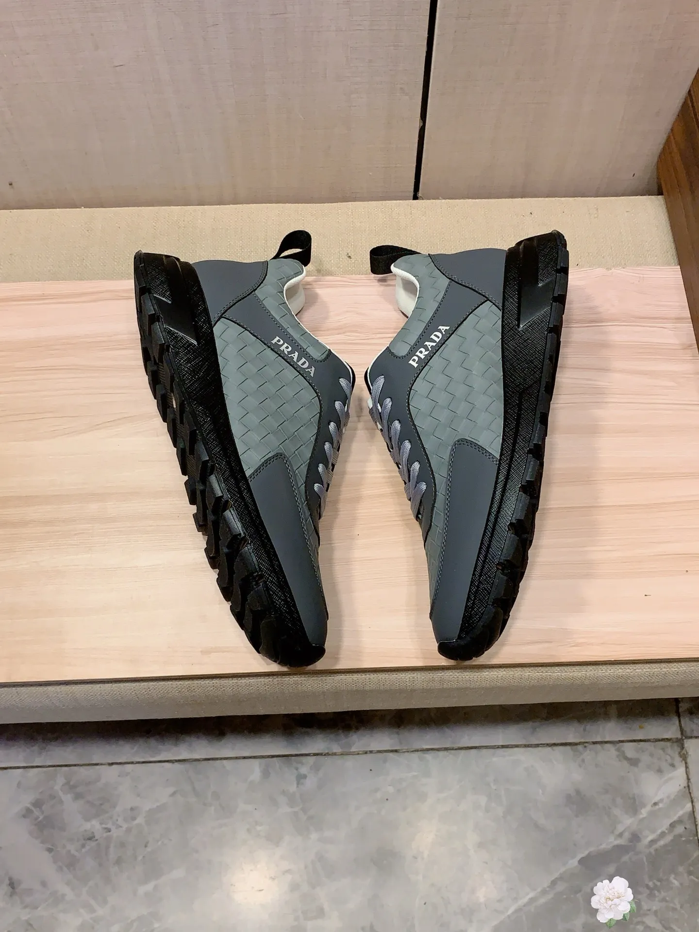 Men's men's shoes💰442💰💰🎩🎩[Lightning][Lightning] "PRADA*" The latest and most popular casual shoes, top brand [seduce] luxury~purchase, top~quality. [Strong] The upper is made of imported breathable cowhide with material ➕ breathable sheepskin feet (•) and fine workmanship. The original stylish and stylish soft rubber wear-resistant and non-slip outsole is light and comfortable on the feet. The real thing looks better when photographed in person. No. 0121: Code: 38-44, 3️⃣ colors selected